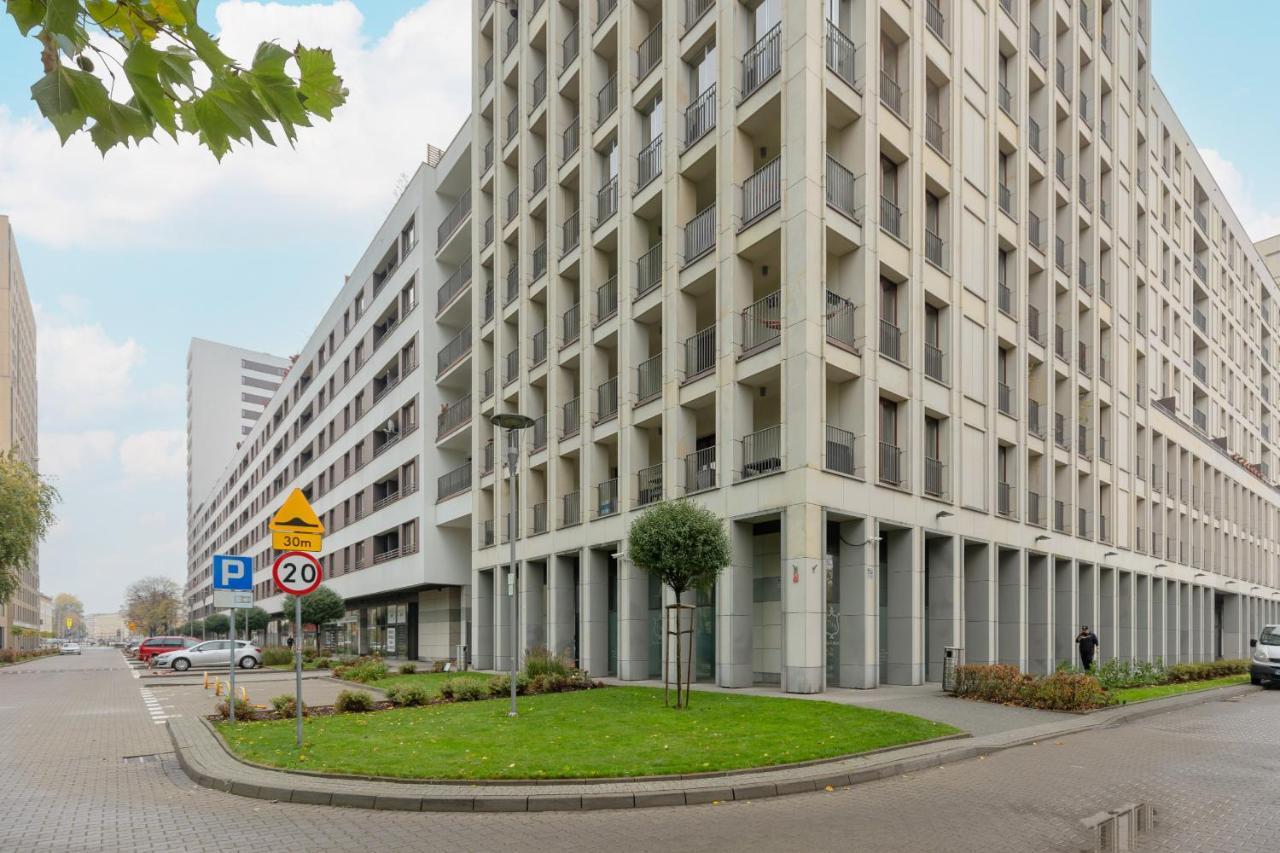 Warsaw Srodmiescie Apartment With Balcony By Noclegi Renters Exteriér fotografie